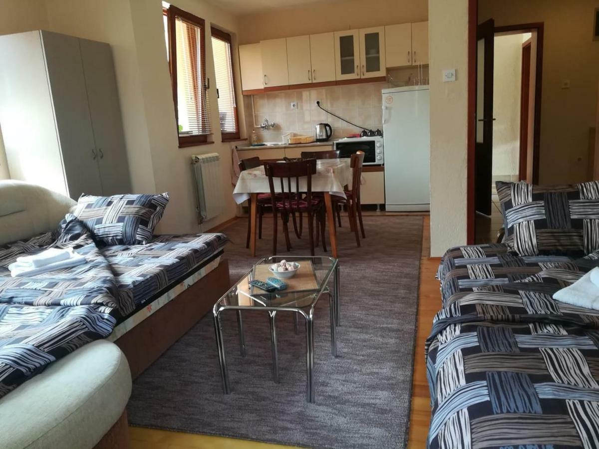***Stefani Apartments ครูเชโว ภายนอก รูปภาพ